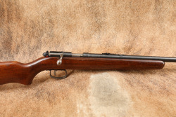 Remington Model 514 .22 S/L/LR 24 3/4&rdquo; Bolt Action Single Shot Rifle, MFD 1959 C&R
