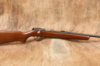 Remington Model 514 .22 S/L/LR 24&rdquo; Bolt Action Single Shot Rifle, MFD 1964 C&R