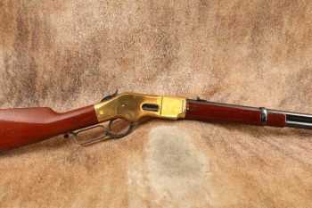Uberti Yellowboy Winchester 1866 19" .45 LC Saddle Ring Carbine Lever Action Rifle, MFD 2001