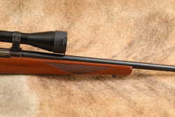 Ruger 77/22 20" .22 WMR Magnum Bolt Action Rifle & Piney 3&ndash;9x40EG Scope, MFD 1996 - 5