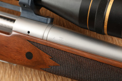 Remington 700 .257 Weatherby Magnum 26&rdquo; Fluted Bolt Action Rifle, Leupold VARI X-III Scope, 2011 - 22