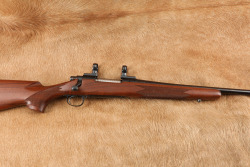 Remington 700 7mm Mauser 22" Checkered Wood Bolt Action Rifle and Scope Rings, MFD 1991