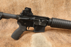 Paul Walker's LMT Defender 2000 AR-15 Carbine 5.56 NATO 16&rdquo; BCM Charging Handle Semi-Auto Rifle - 4