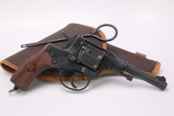 Fine Russian Izhevsk 1895 Nagant Revolver 7.62x38r Revolver & Holster