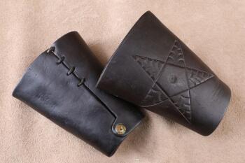 Vintage 1920s 5 Pointed Star Tooled Brown Leather Cowboy Cuffs