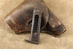 WWII Italian 4/UT Beretta Model 1935 M1935 .32 ACP Military Semi Automatic Pistol, 1944 C&R - 17