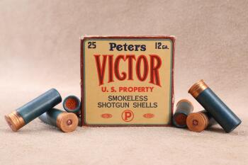 Partial Correct "U.S. PROPERTY" Box, 24 Rounds of Vintage WW2 Peters Victor 12 Gauge 00 Buckshot