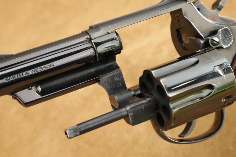 Smith & Wesson S&W Model 19 No Dash .357 Combat Magnum 4 Revolver