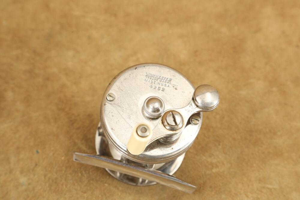 american dream style fishing reels American Hero 100 Spinning Reel