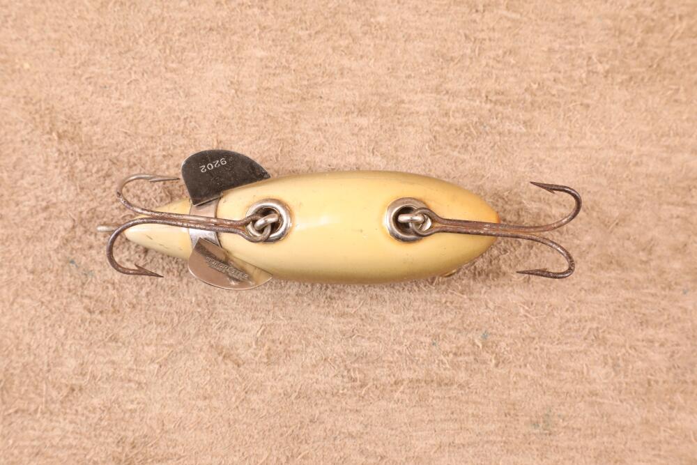 Lot of 2 Antique 1920s Winchester Fishing Lures In Boxes: Model 9616 Spinner, & 9202 Multi-Wobbler Lot of 2 Antique 1920s Winchester Fishing Lures In Boxes: Model 9616 Spinner, & 9202 Multi-Wobbler