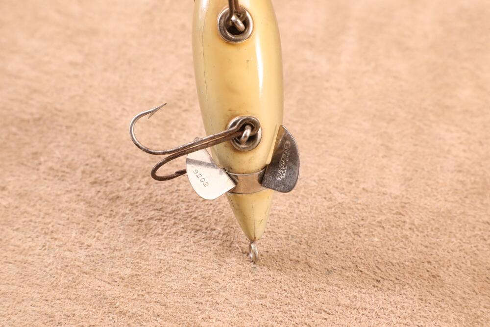 Lot of 2 Antique 1920s Winchester Fishing Lures In Boxes: Model 9616 Spinner, & 9202 Multi-Wobbler Lot of 2 Antique 1920s Winchester Fishing Lures In Boxes: Model 9616 Spinner, & 9202 Multi-Wobbler