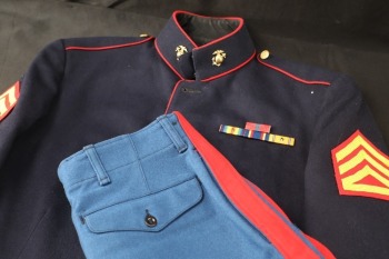 USMC Marine US WW2 Staff Sergeant Badged Dress Blue Tunic W/ Pants Uniform