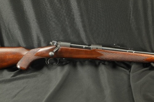 Pre-64 Winchester 1950s Model 70 Super Grade G7056C .257 Roberts 24” Bolt Action Rifle 1952 C&R