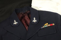 US Navy WW2 WAVES Officer Badged Blue Wool Service Dress Uniform: Jacket, Skirt, Seersucker Hat, Black Oxfords - 2