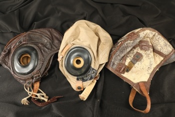 3x US WW2 Pilot Flight Helmets: 1x Navy AN-6540-2L, 1x AAF AN-H-15, 1x AAF B-6