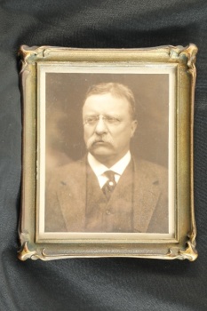 Vintage Original 12” x 10” Photograph Of Sitting US President Theodore Roosevelt, Taken By Alexander Pach NYC, Framed Picture