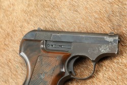 Smith & Wesson 61-2 Escort .22 LR 2&rdquo; Barrel Semi Auto Pistol 1970-1978 - 3