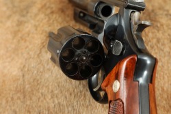 Smith & Wesson S&W Model 24-3 .44 Special 4&rdquo; DA/SA Revolver 1983-1984 & Box - 19