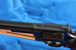 Sharp Cased Smith & Wesson S&W Model 29-2 .44 Magnum 6&rdquo; DA/SA Revolver, 1980 - 17
