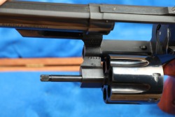 Sharp Cased Smith & Wesson S&W Model 29-2 .44 Magnum 6&rdquo; DA/SA Revolver, 1980 - 25