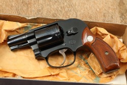 Smith & Wesson Model 38 Airweight Revolver .38 S&W SPL 2&rdquo; 1983 - 5