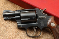 Smith & Wesson 5-Screw Pre-Model 36 Chiefs Special .38 Special 2&Prime; DA/SA Revolver & Box 1951-1952 C&R - 6