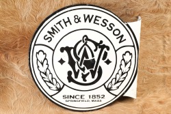 Modern Made 18&rdquo; Smith & Wesson S&W Logo Porcelain On Steel Double Sided Flanged Advertising Sign - 3