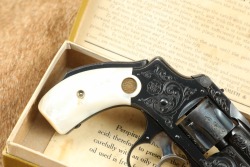 Factory Engraved Smith & Wesson .32 Safety Hammerless 3rd Model .32 S&W 3&rdquo; DA Revolver, Box & Papers - 2