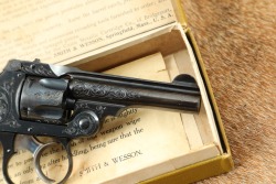 Factory Engraved Smith & Wesson .32 Safety Hammerless 3rd Model .32 S&W 3&rdquo; DA Revolver, Box & Papers - 3