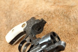 Factory Engraved Smith & Wesson .32 Safety Hammerless 3rd Model .32 S&W 3&rdquo; DA Revolver, Box & Papers - 16