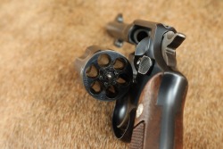 Smith & Wesson Post-War 5-Screw .38 Military & Police .38 Special 4&rdquo; DA/SA Revolver 1948-1952 C&R - 20