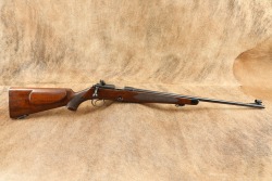 Left-Hand Stock Speed Lock Winchester Model 52 Sporting .22 LR 24&rdquo; Bolt Action Rifle, 1934 C&R - 2