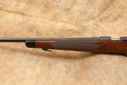 Left-Hand Stock Speed Lock Winchester Model 52 Sporting .22 LR 24&rdquo; Bolt Action Rifle, 1934 C&R - 9