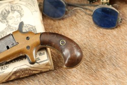 Colt Thuer Third Model Deringer .41 RF Short Pivot-Barrel Derringer In Gentlemen's Toiletry & Gambling Kit - 7