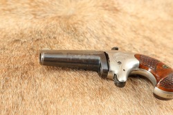 Antique Colt No. 2 Deringer .41 Short RF 2.5&rdquo; Walnut-Gripped Factory Engraved Derringer Pistol 1870-1890 - 7