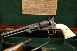 Cased Civil War-Era Colt Model 1851 Navy .36 Cal Percussion Revolver w/ Pearl 1863 Antique - 8
