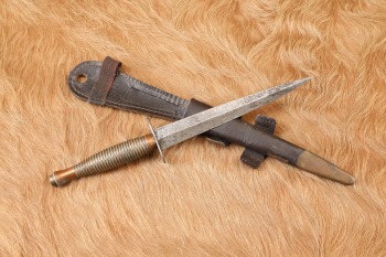 British Post-WW2 William Rodgers Fairbairn-Sykes Dagger Fighting Knife & Sheath