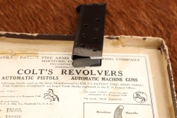Colt Model 1903 Pocket Hammerless .32 ACP 3.75&rdquo; Semi-Auto Pistol W/ Box & Two Tone Mag 1923 C&R - 27