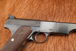 US WW2 Colt Woodsman Match Target &ldquo;Bullseye&rdquo; .22 LR 6.5&rdquo; Semi-Auto Pistol 1942 C&R - 3