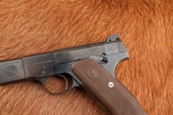 US WW2 Colt Woodsman Match Target &ldquo;Bullseye&rdquo; .22 LR 6.5&rdquo; Semi-Auto Pistol 1942 C&R - 25
