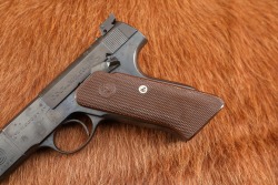 US WW2 Colt Woodsman Match Target &ldquo;Bullseye&rdquo; .22 LR 6.5&rdquo; Semi-Auto Pistol 1942 C&R - 26