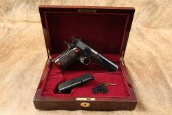 Colt Custom Series 70 Government Model 1911 .45 ACP Pistol & Case 2007 - 2