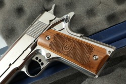 TALO Exclusive Colt Royal Bright Stainless Gold Cup National Match 1911 .45 ACP 5&rdquo; Semi-Auto Pistol - 9