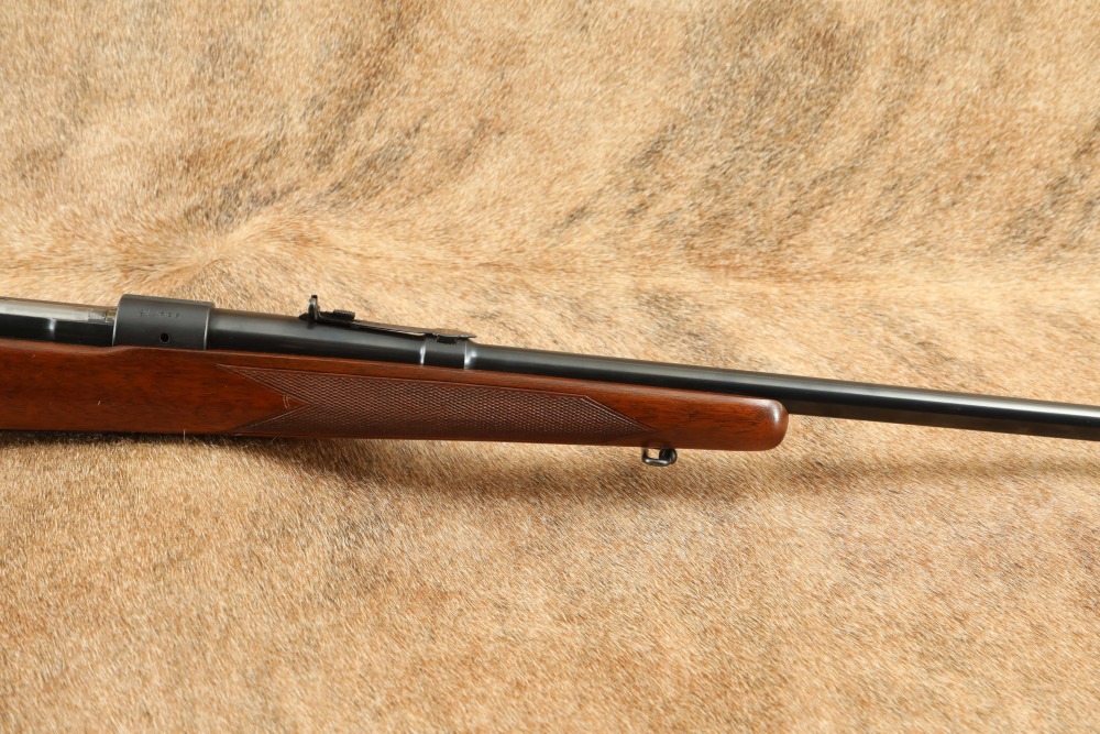 Pre-64 Winchester Model 70 Standard G7002C .250-3000 Savage 24