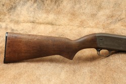 Ithaca Model 37 Featherlight Riot 12 GA Fixed Cylinder 20&rdquo; Slam-Fire Pump Action Shotgun 1976 - 3
