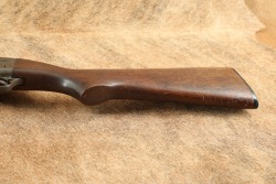 Ithaca Model 37 Featherlight Riot 12 GA Fixed Cylinder 20&rdquo; Slam-Fire Pump Action Shotgun 1976 - 19