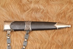 German WW2 SS Officer&rsquo;s Chained M-1936 Leader&rsquo;s Dress Dagger & Anodized Scabbard - 16