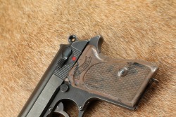 German WW2 Nazi Police &ldquo;Eagle C&rdquo; Marked Walther Model PPK 7.65mm 3.25&rdquo; Semi-Auto Pistol 1942 C&R - 9
