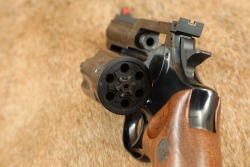 Dan Wesson Model 22 Monson, Mass. .22 LR 2.5&rdquo; 6-Shot DA/SA Target Revolver ca. 1979 - 20