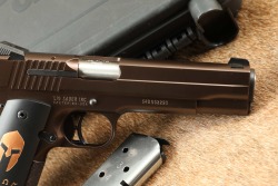 SIG Sauer Model 1911 45 Spartan &ldquo;Molon Labe&rdquo; .45 ACP 5&rdquo; Semi-Auto Pistol W/ Box & 2x Mags 2013 - 5